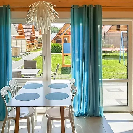 2 Bedroom Cozy Home In Gaski