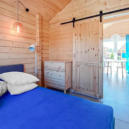 2 Bedroom Cozy In Dom wakacyjny *